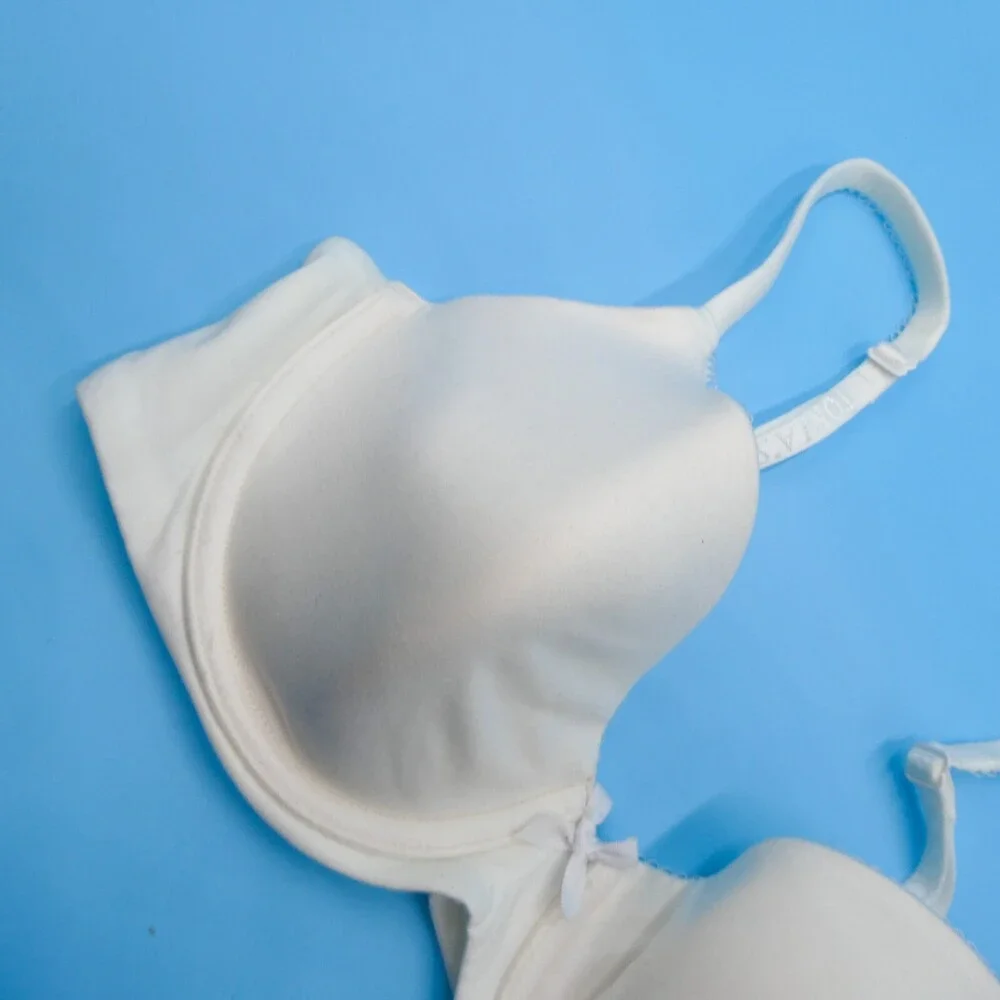 Victorias Secret 34C TShirt Lightly Lined Demi Bra‎ White Bow Underwired New